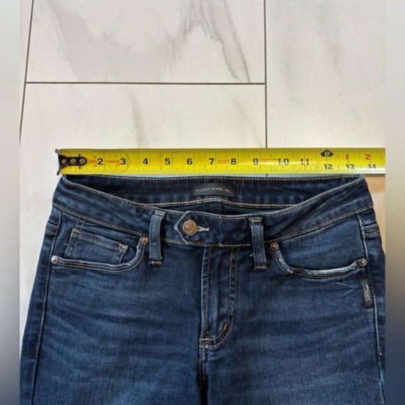 Silver Tuesday slim Bootcut dark wash Jeans 25x31 - Picture 6 of 7